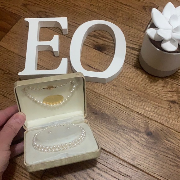 Fresh Water Pearl Necklace Set - Picture 1 of 7